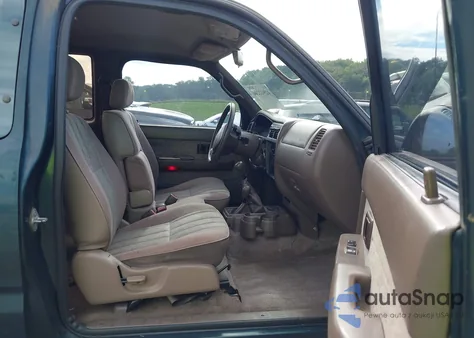 1998 Toyota Tacoma Base V6 из США, поврежденный, VIN 4TAWN72N0WZ176205